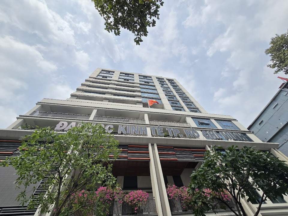 UEH Smart Library - Campus B