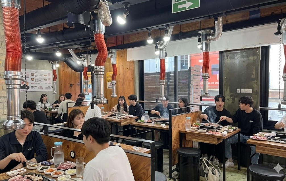 Ungteori - Myeongdong Korean BBQ Restaurant [All-you-can-eat] Myeongdong kbbq | 明洞 サムギョプサル 明洞美食 明洞五花肉 l AYCE 엉터리생고기 무한리필 명동맛집