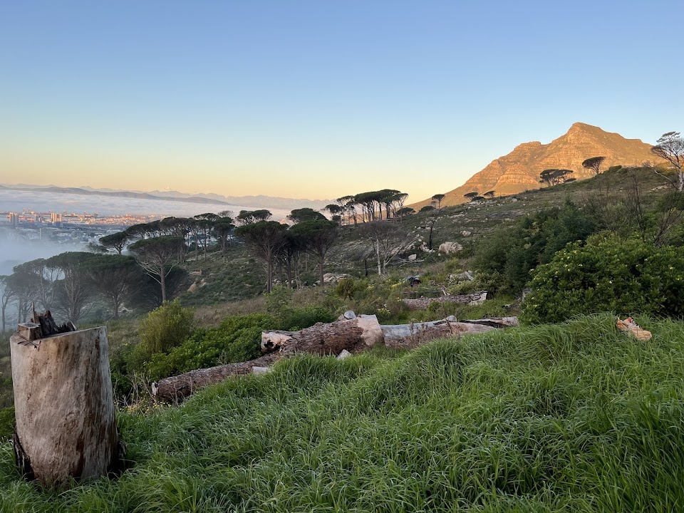 Kloof Nek parking
