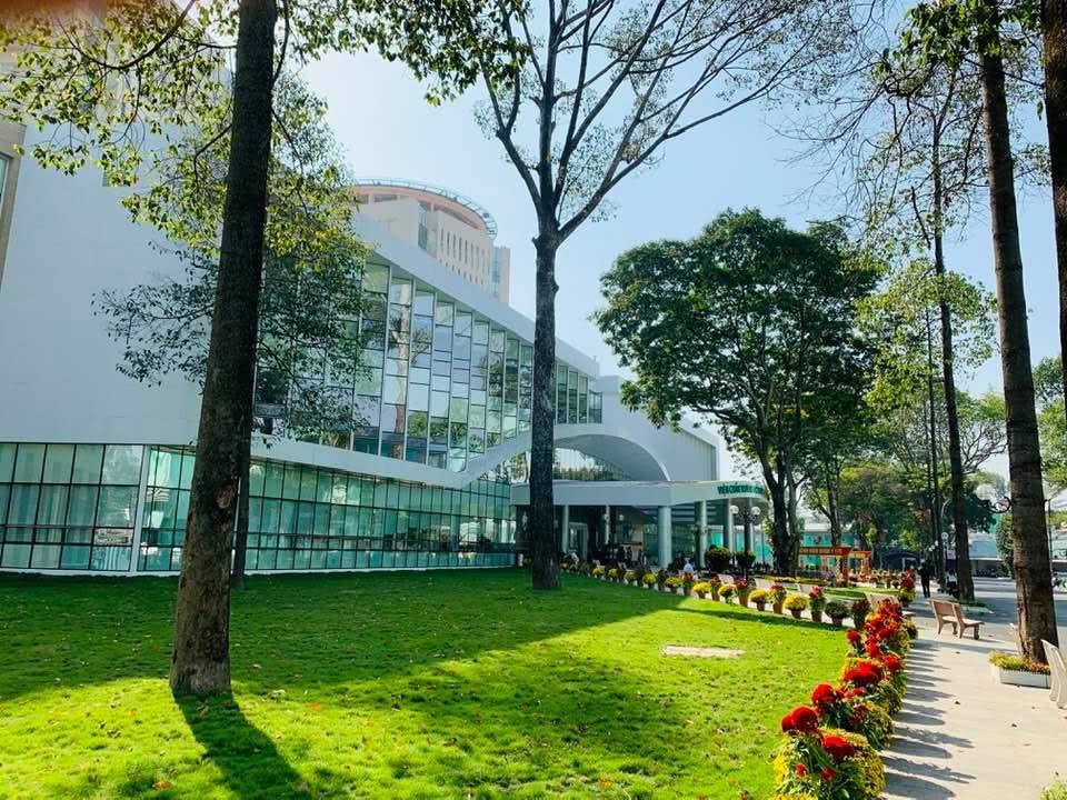 Sân bay trực thăng bệnh viện Quân Y 175/BQP ( Tòa nhà viện Chấn Thương Chỉnh Hình)