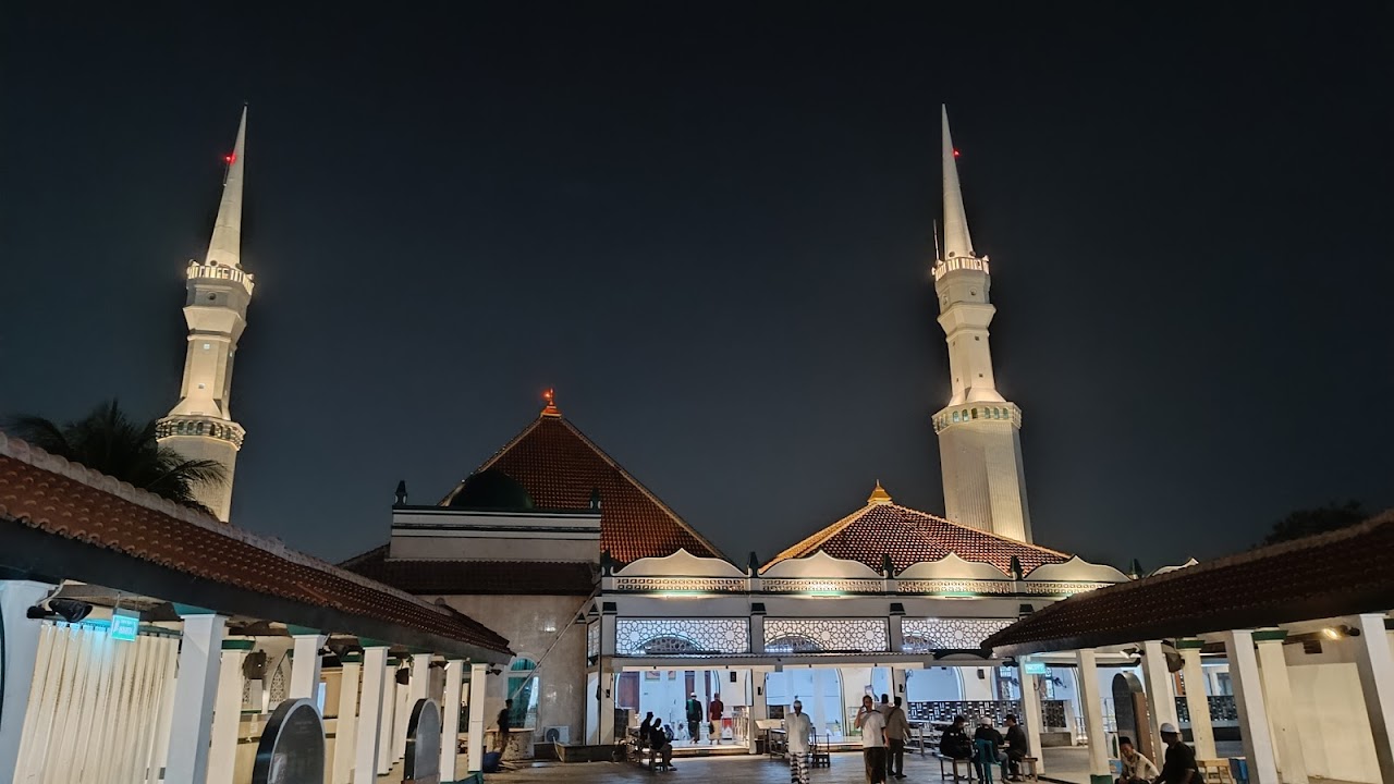 Makam Habib Husein bin Abu Bakar Al-Aydrus - Luar Batang