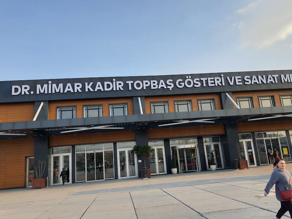 Dr. Mimar Kadir Topbaş Gösteri ve Sanat Merkezi