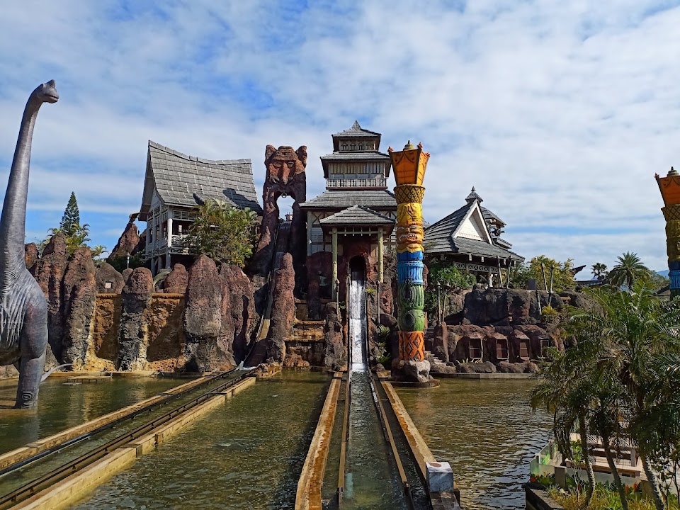 Leofoo Village Theme Park