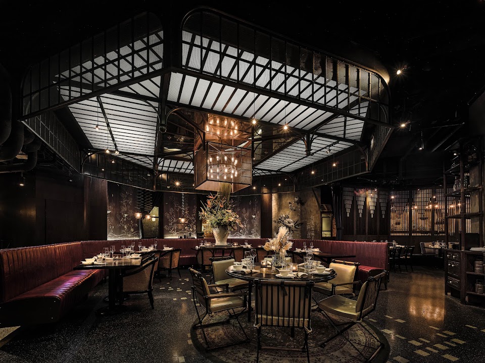Mott 32
