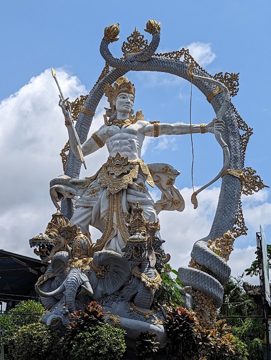 Patung Arjuna