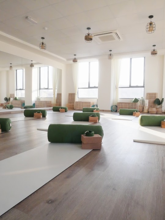 Breathe Yoga and Pilates Studio, Muscat