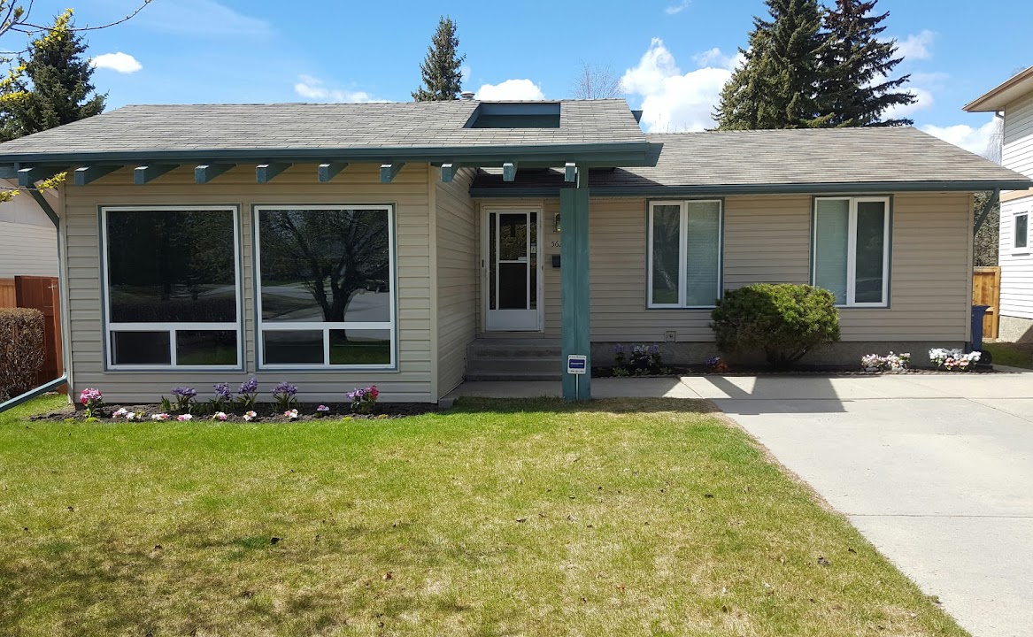 Frames Guest House B&B NW Calgary — Calgary experience