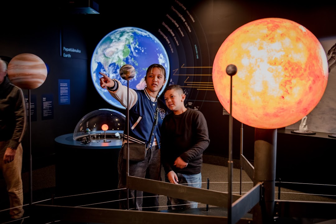 Te Whatu Stardome Observatory & Planetarium