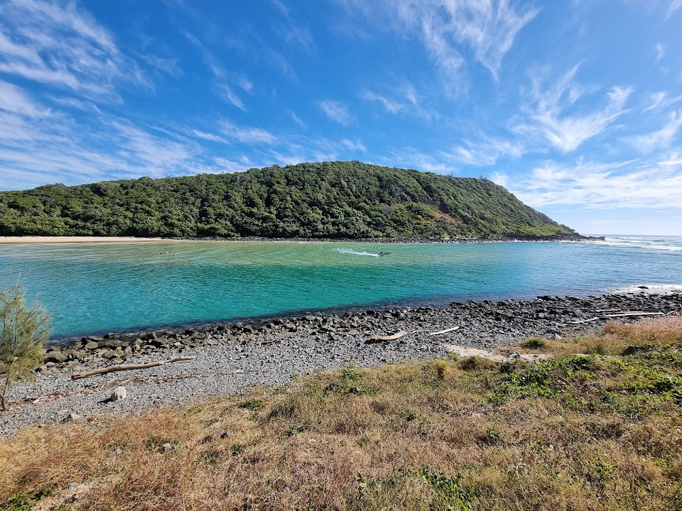 Tallebudgera Offleash Dog Beach - No Fence