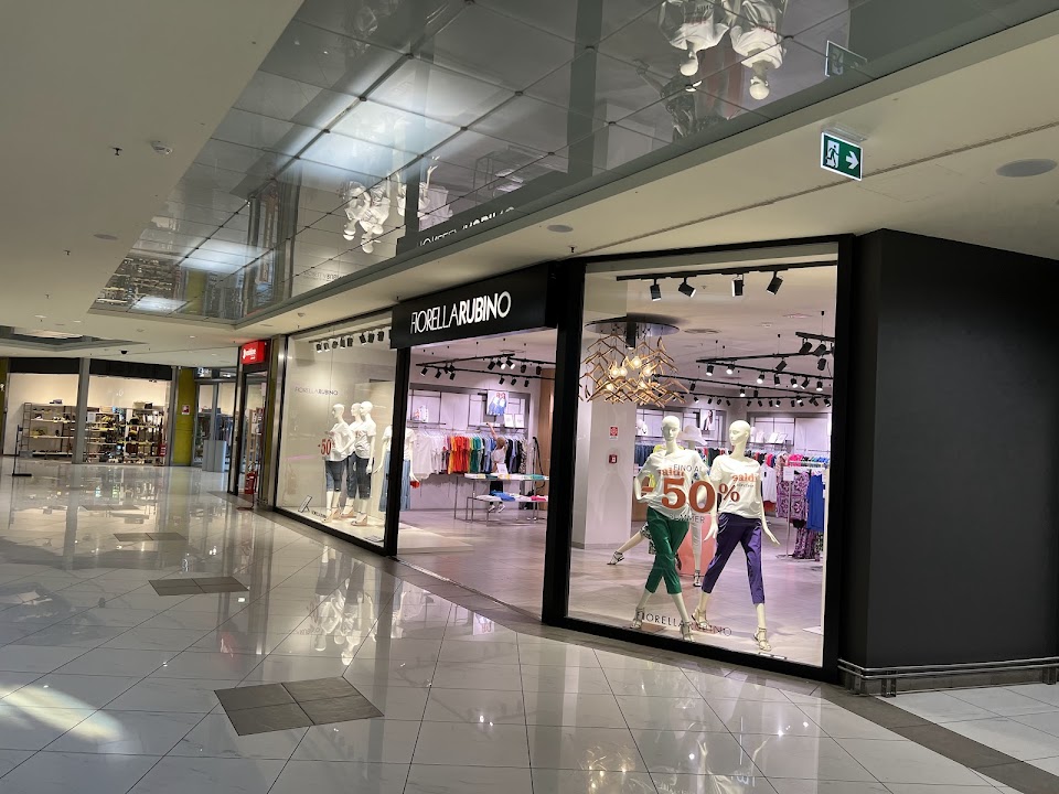 Shopping Center "Le Brentelle"