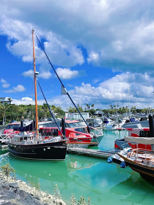Pine Harbour Marina Beachlands