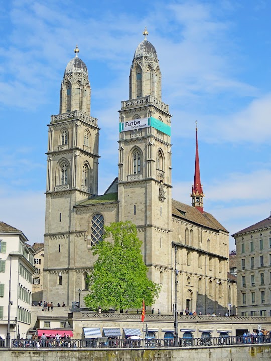 Grossmünster — Zurich experience