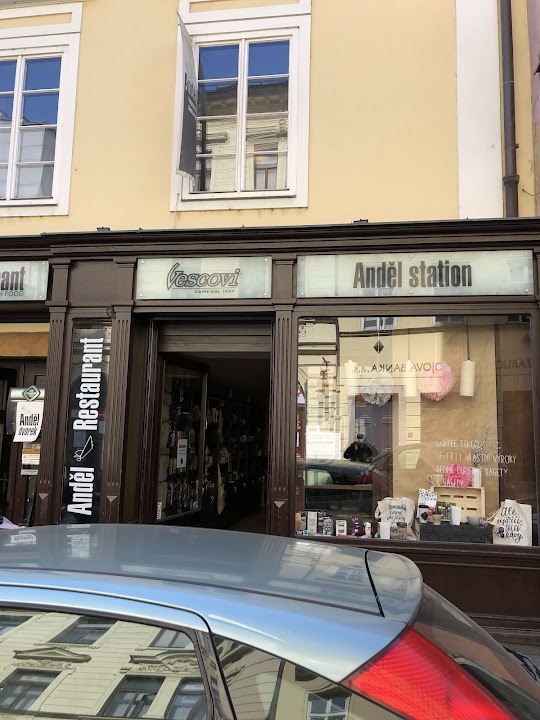 Anděl Café, Music Bar