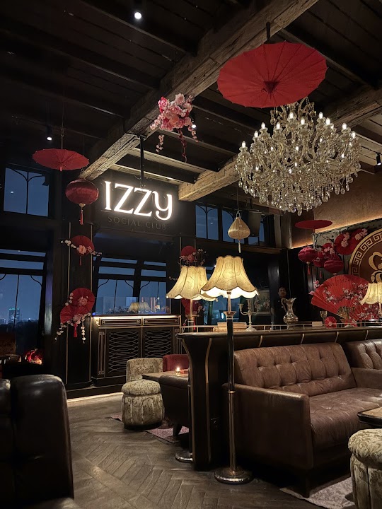 Izzy Social Club