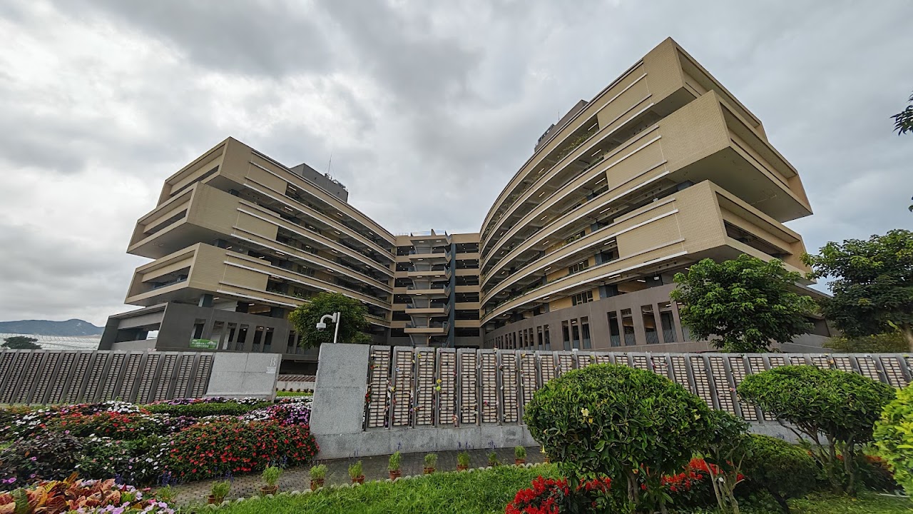 Tsang Tsui Columbarium and Garden of Remembrance