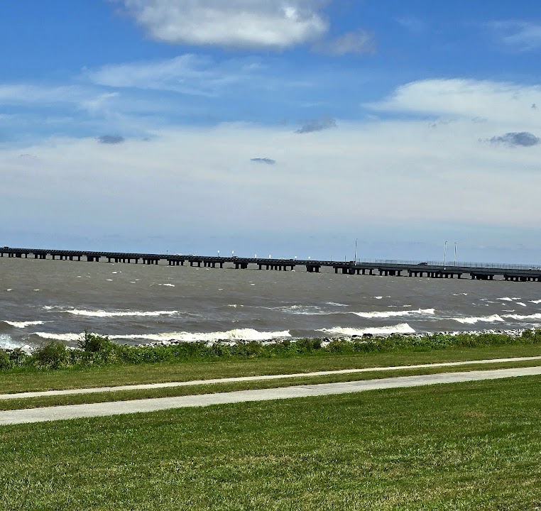 Lakefront Trail at Clearview Blvd.