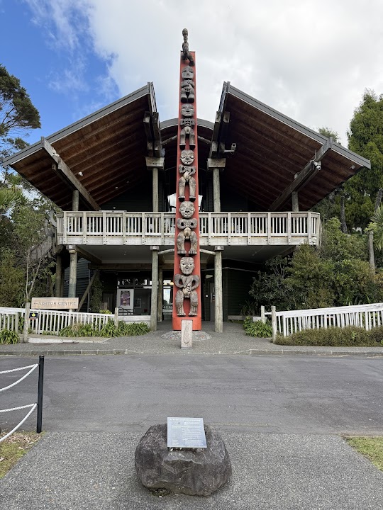 Arataki Visitor Centre