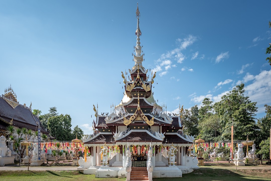 Wat Pa Dara Phirom Phra Aram Luang
