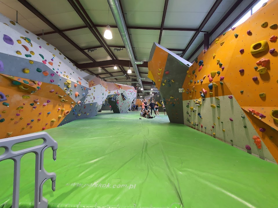 Camp4 Climbing Hall