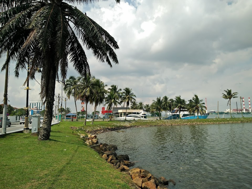 Stulang Beach
