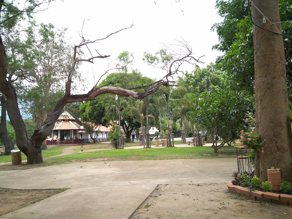 King Kawila Monument