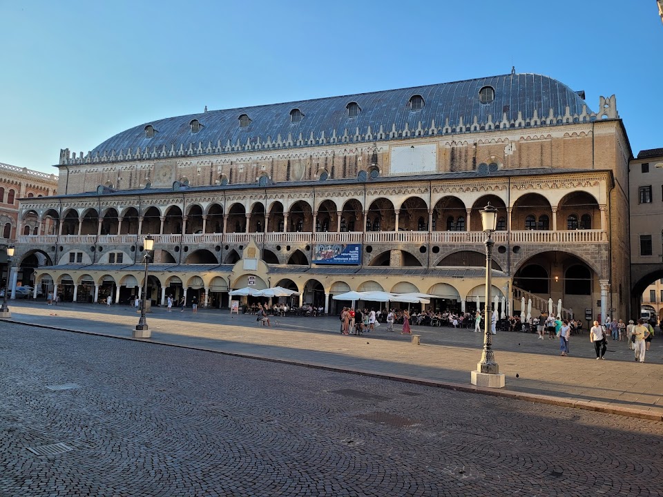 Ragione Palace