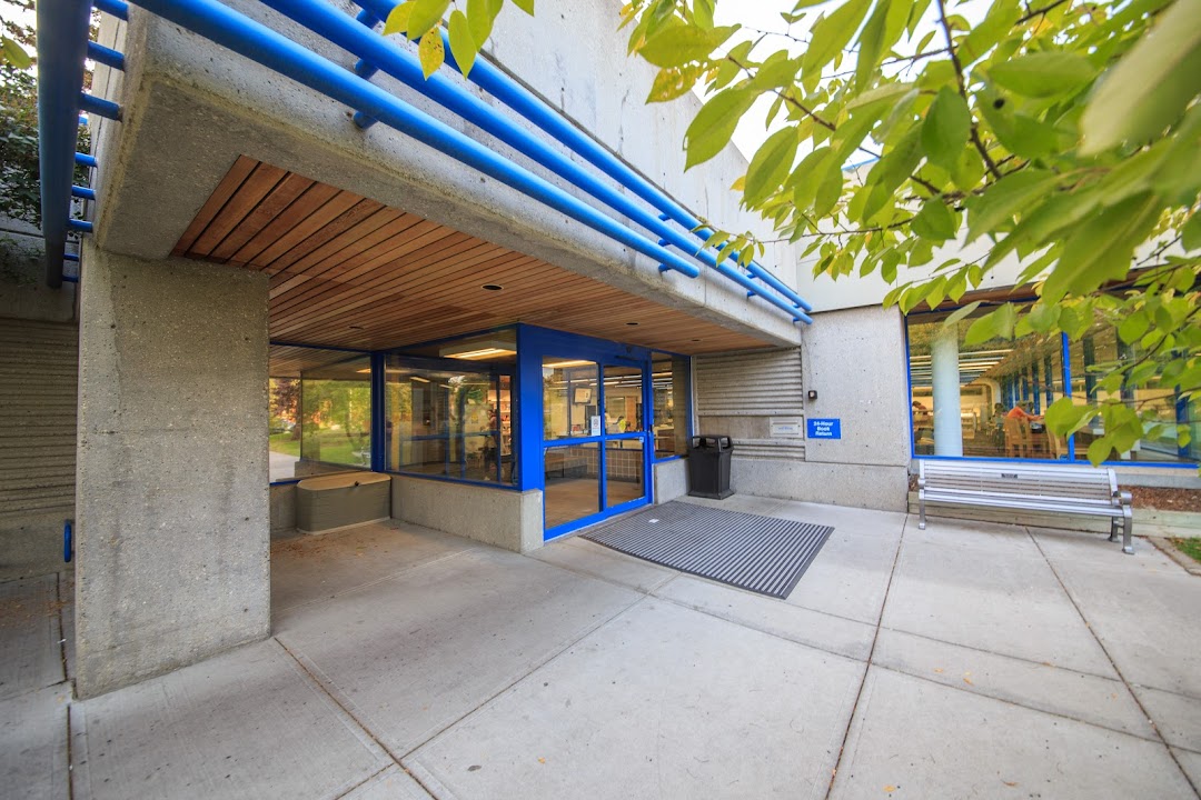 Calgary Public Library - Giuffre Family Library