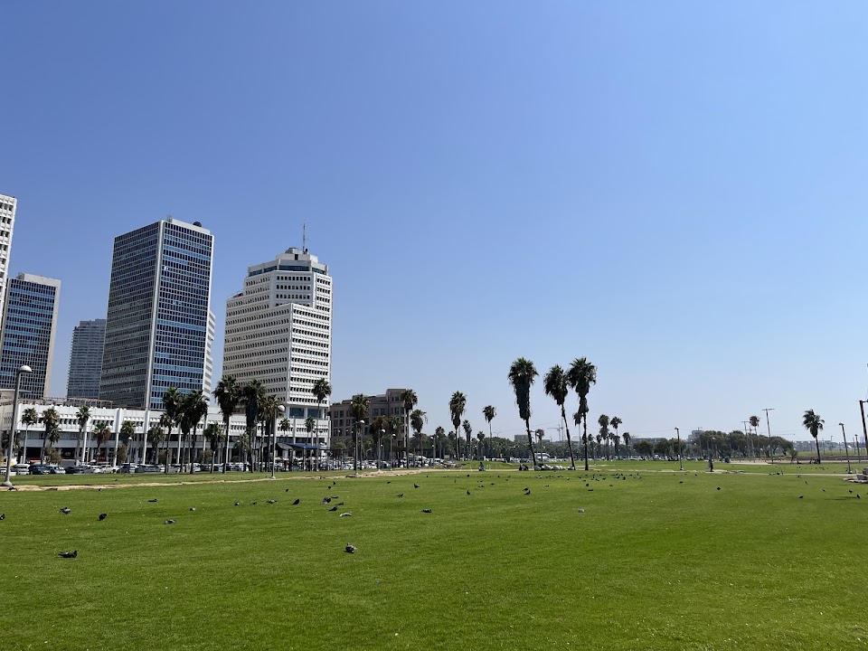 Charles Clore Park
