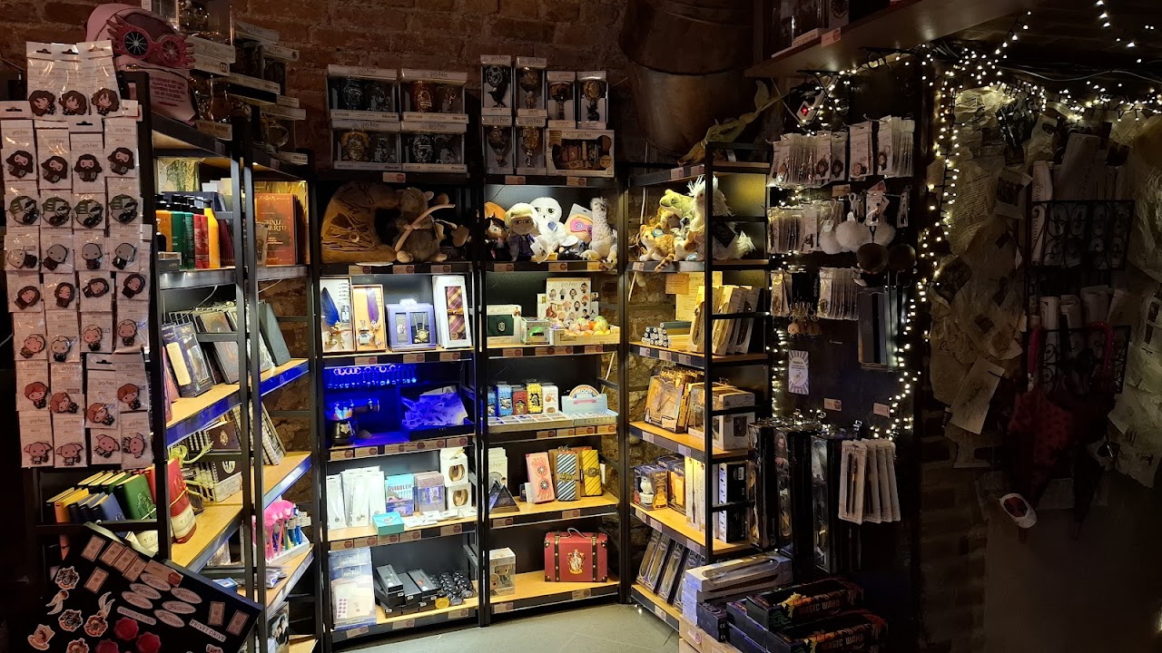 The Leaky Cauldron