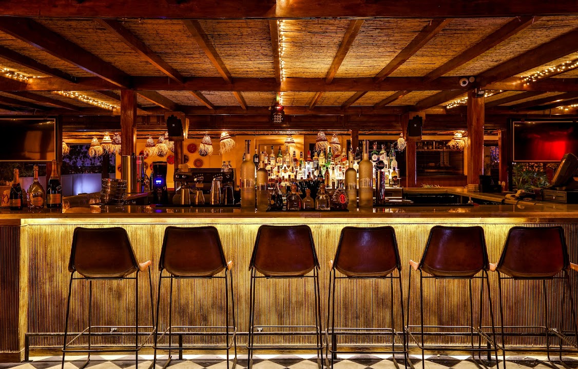 Lola Skylounge