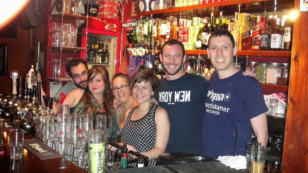 Hataklit Bar