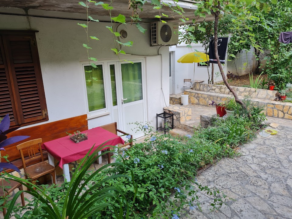 Anchi Guesthouse & Bag Storage — Dubrovnik experience