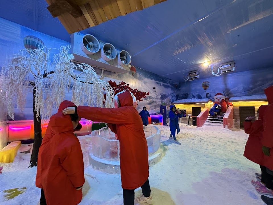 SnowLand JB