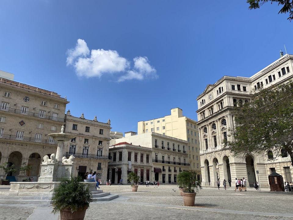 Saint Francis of Assisi Square — Havana experience