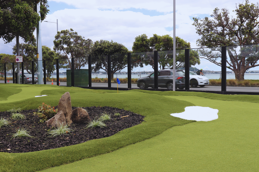 Lilliputt Mini Golf