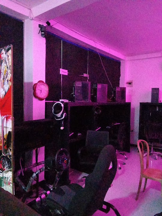The Matrix Play (Gaming Cafe)