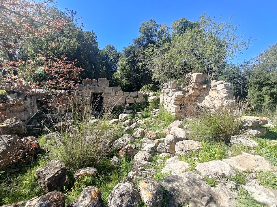 Khurvat (Ruin) Se'adim