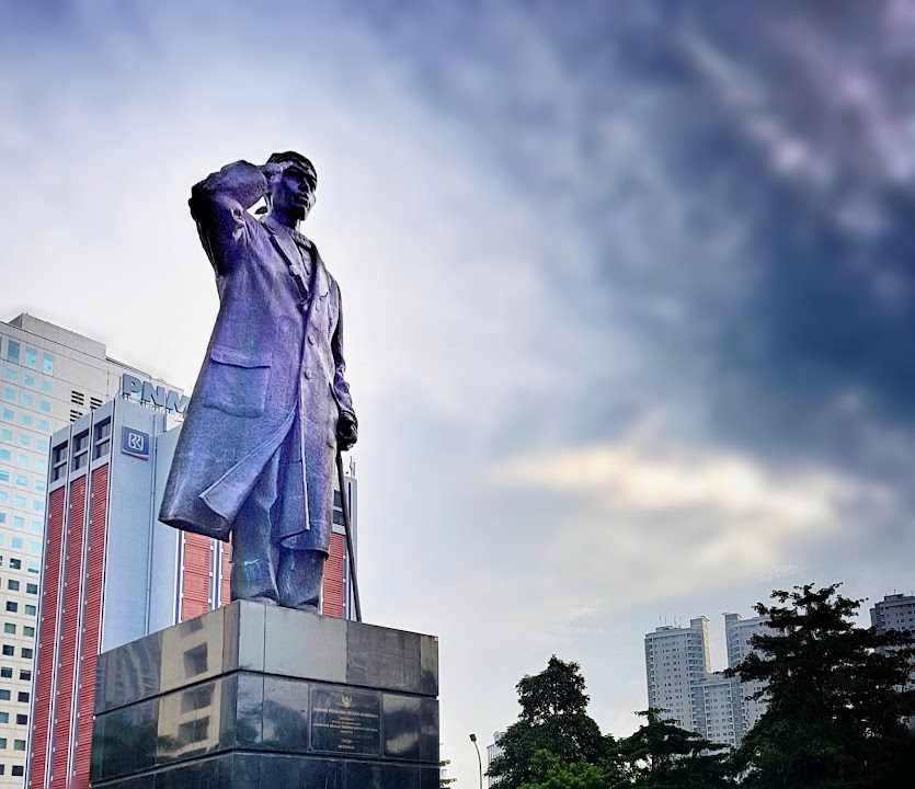 Patung Jenderal Sudirman