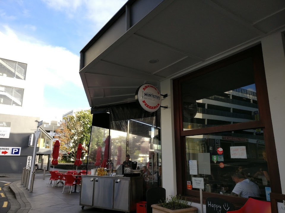 Archie's Restaurant & Pizzeria
