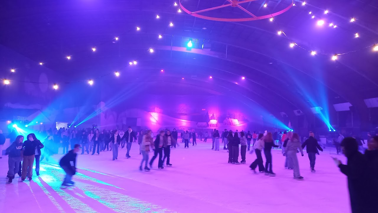 Boudewijn Ice Skating Rink