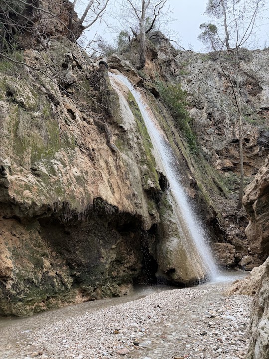 Rapentosa Waterfall