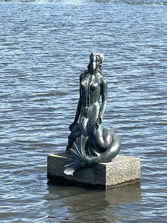 Mermaid - (Nína Sæmundsdóttir)