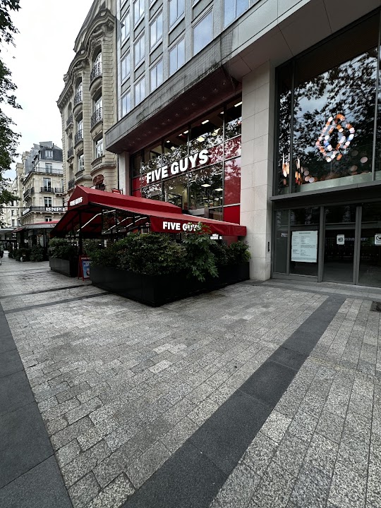 Five Guys Burgers and Fries Champs-Élysées