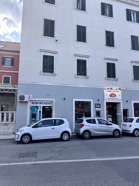 BARACUDA FISHING SHOP SPLIT