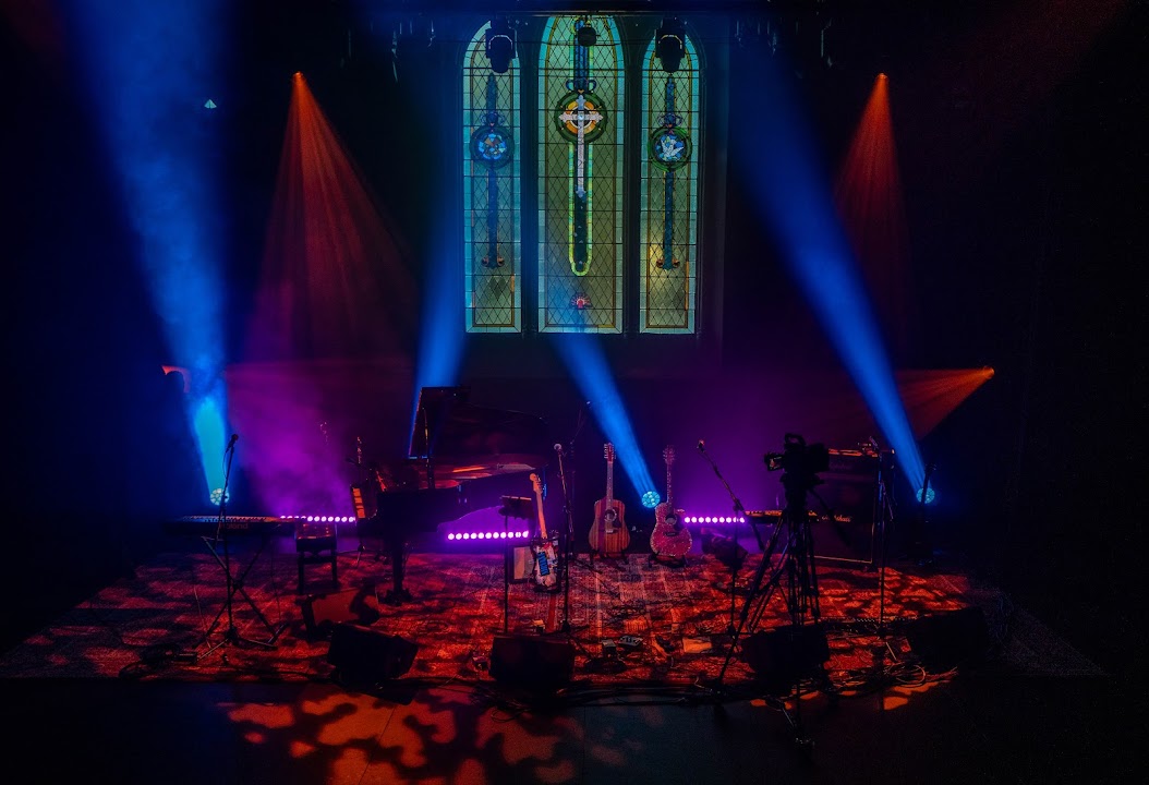 Chapel Off Chapel