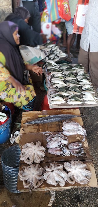 Fish market mablue