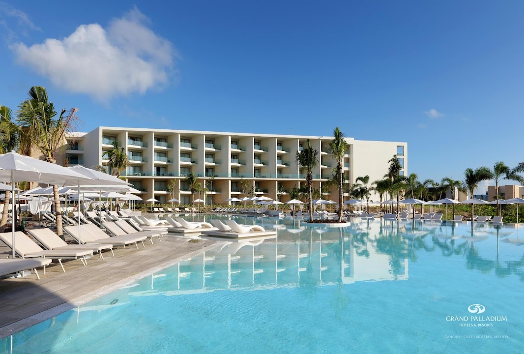 Grand Palladium Select Costa Mujeres