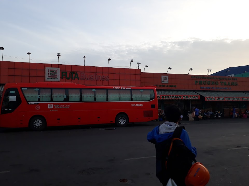 Cây xăng 14 (Đối diện Bến xe miền Tây)