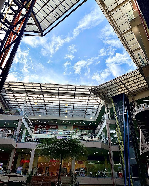 Centro Comercial Portal 80