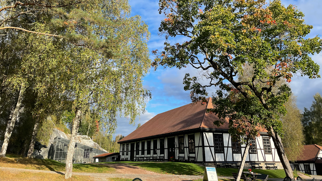 Blaafarveværket and Cobalt mines